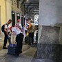 I Guardian Angels di Torino cercano aiuto: “Ci servono due carrelli per aiutare i senzatetto”