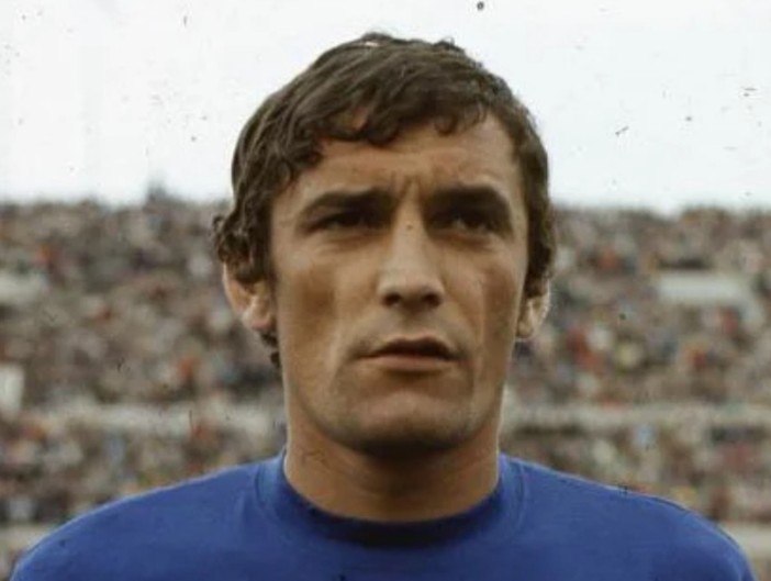 Una immagine di Gigi Riva in maglia azzurra