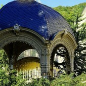 Giardino coperto, luminoso e accogliente, ideale per godere della luce naturale tutto l’anno.