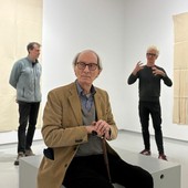 Giorgio Griffa alla sua mostra Giorgio Griffa alla sua mostra