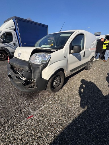 Incidente in tangenziale, direzione Sud, a Torino Incidente in tangenziale, direzione Sud, a Torino