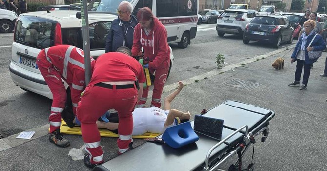Due vetture si scontrano violentemente: momenti di paura a Mirafiori