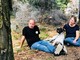 Nella foto i progettisti Ivan Schmidt e Vassilia Sacco con il cane meticcio &quot;Ottone&quot; che rappresenta il primo caso del progetto.