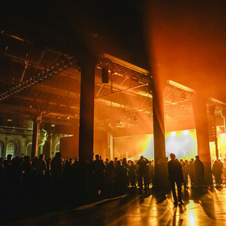 Anna e i Modà in concerto all'Inalpi, la Charity Night Amici di Piero alle Ogr Torino: cosa fare fino a domenica 7 dicembre