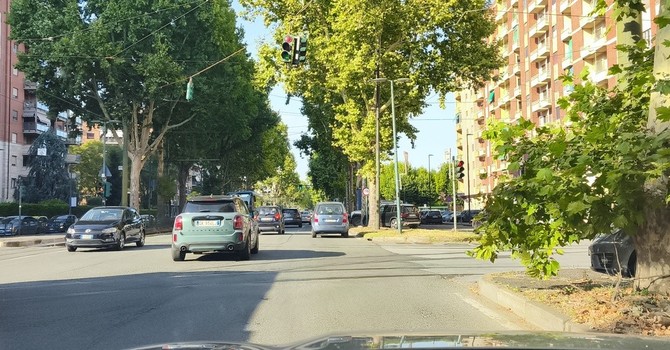 All'incrocio tra corso Unione e via Passo Buole arriva il nuovo semaforo All'incrocio tra corso Unione e via Passo Buole arriva il nuovo semaforo