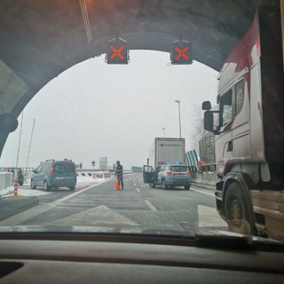 Chiusa l'autostrada Torino-Bardonecchia per gelicidio