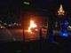 A fuoco una vettura a Rivoli, i pompieri intervengono subito e mettono in sicurezza il mezzo