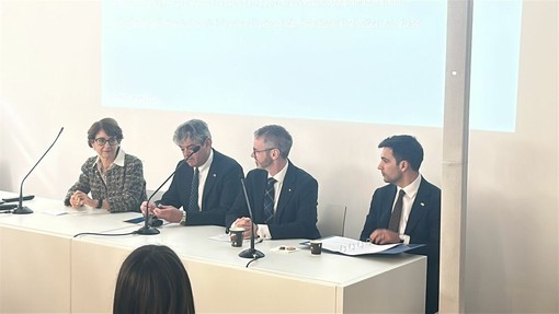 La crisi in Iran spinge le aziende piemontesi a lezione di inglese La crisi in Iran spinge le aziende piemontesi a lezione di inglese