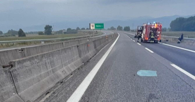 Incidente mortale lungo la Torino-Pinerolo: un morto carbonizzato