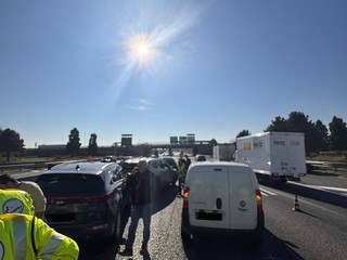 Incidente in tangenziale, direzione Sud, a Torino Incidente in tangenziale, direzione Sud, a Torino