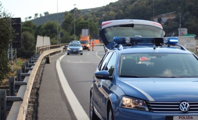 Tragico incidente sull'A6, muore 31enne centauro francese (foto d'archivio)