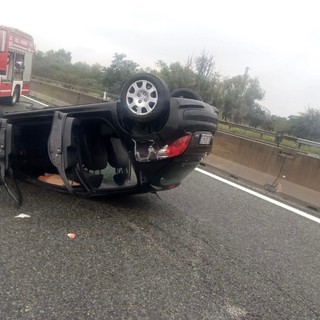 Incidente sulla sopraelevata di Moncalieri: una vettura ribaltata e due feriti (foto d'archivio)