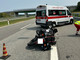 Incidente sulla bretella Ivrea-Santhia: ferito un motociclista, traffico rallentato