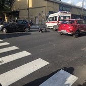 Scontro tra auto e moto in Corso Casale: traffico rallentato