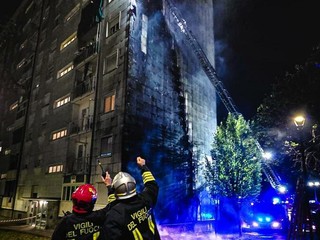 Incendio in via Artom