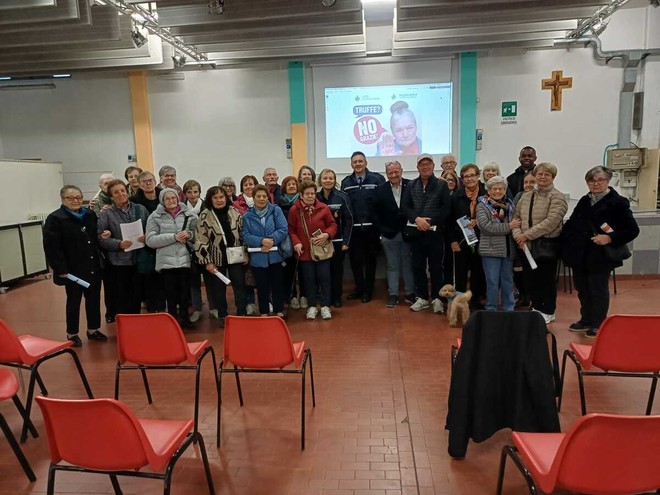 Grugliasco, un successo l'incontro di Polizia Locale e Asl To3 sulle truffe Grugliasco, un successo l'incontro di Polizia Locale e Asl To3 sulle truffe