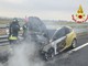 Un'auto ha preso fuoco nella mattinata di oggi lungo la Torino-Milano in direzione Torino Un'auto ha preso fuoco nella mattinata di oggi lungo la Torino-Milano in direzione Torino