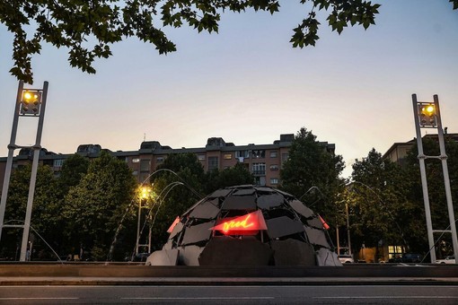 Dopo la manutenzione, torna in funzione l'Igloo di Merz Dopo la manutenzione, torna in funzione l'Igloo di Merz