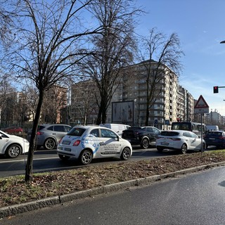 Incroci pericolosi lungo corso Giambone e corso Cosenza