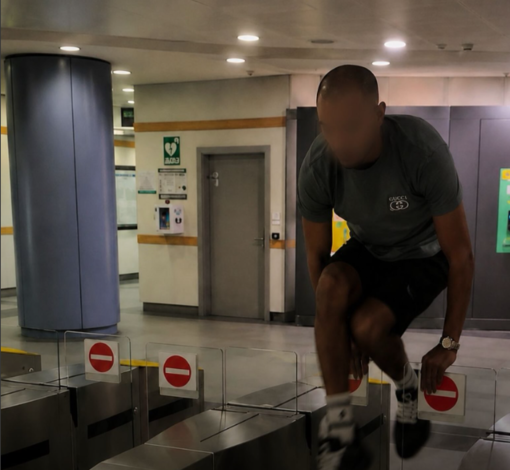 Un fermo immagine del video pubblicato sui social e poi rimosso