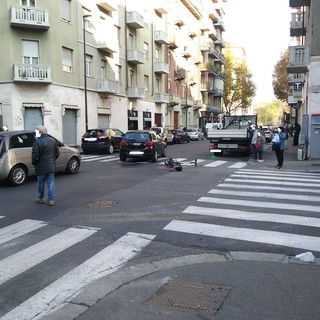 Scontro tra un'auto e un monopattino a Parella