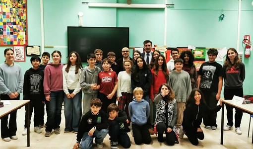 ConCittadini si diventa: nasce il consiglio dei ragazzi della 8 ConCittadini si diventa: nasce il consiglio dei ragazzi della 8