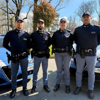 La Polizia salva un uomo che minacciava di gettarsi dal ponte Duca degli Abruzzi