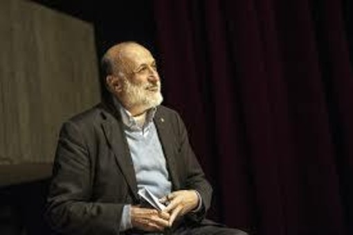 Addio Carlo Petrini: i messaggi di cordoglio della politica Addio Carlo Petrini: i messaggi di cordoglio della politica