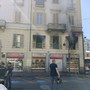 Incendio nel cuore di Porta Palazzo: fiamme distruggono alloggio