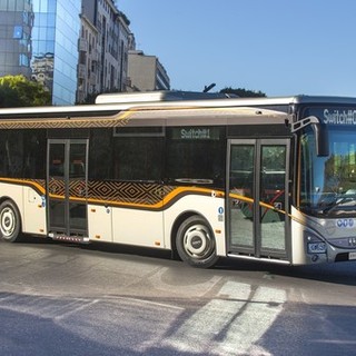 Iveco torna a produrre bus: a Torino e Foggia mezzi elettrici e idrogeno