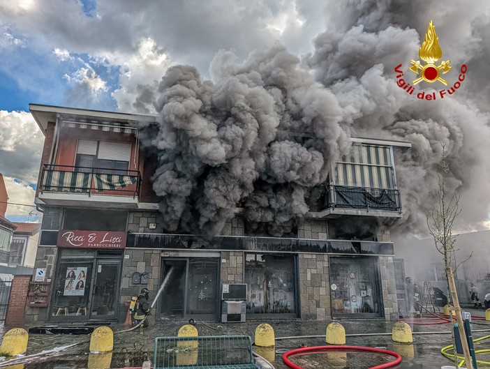 Incendio in via Milano a Settimo Torinese