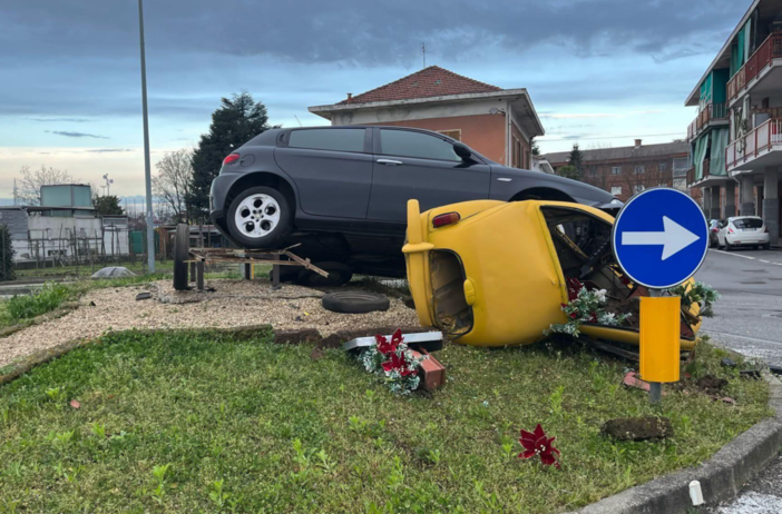 La &quot;Topolino&quot; distrutta - Foto dal gruppo &quot;Tangenziale di Torino Nord e Sud Info Traffico&quot;