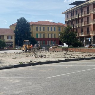 A Santena partono i lavori di riqualificazione di Piazza Martiri della Libertà
