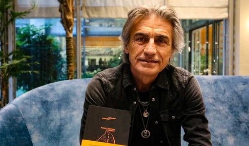 Luciano Ligabue protagonista dell'ultima giornata del Salone