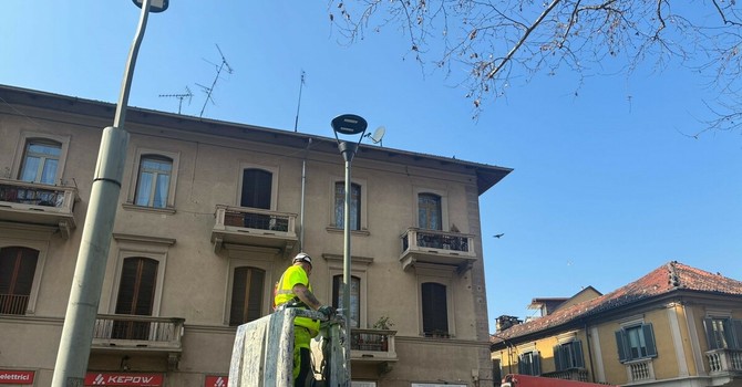 Barriera accende le luci: svolta per l'illuminazione del giardino delle Tre Lanterne Barriera accende le luci: svolta per l'illuminazione del giardino delle Tre Lanterne