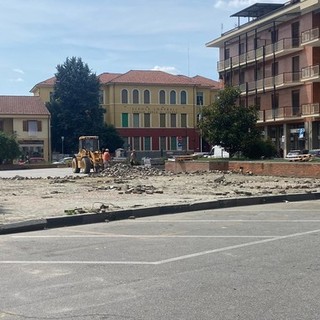 Santena, il Comitato cittadino contro l'inizio dei lavori in piazza della libertà