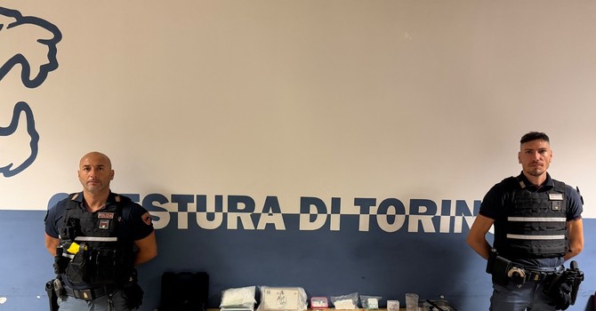 Girava con la droga in macchina e aveva trasformato il B&amp;B nella centrale dello spaccio: 34enne in manette