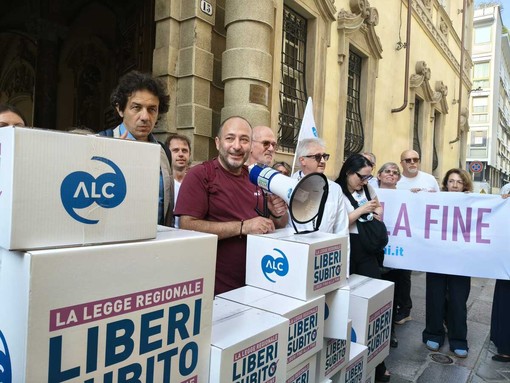 Fine vita, in Piemonte c'è l'appoggio della Lega: "Ciascuno deve poter scegliere sulla morte" Fine vita, in Piemonte c'è l'appoggio della Lega: "Ciascuno deve poter scegliere sulla morte"