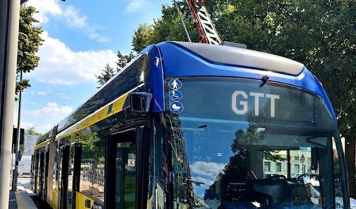 La linea 2 cambia pelle: bus elettrici, nuove corsie e capolinea in piazza Sofia