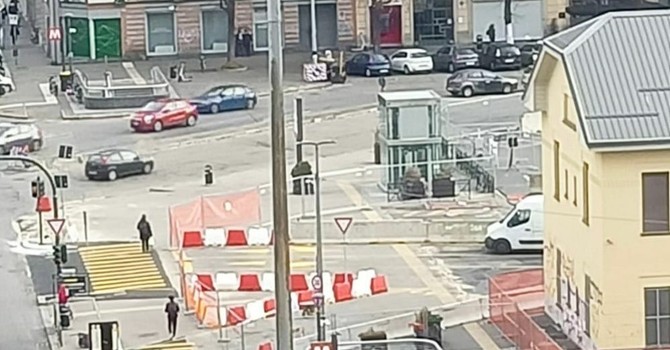 Piazza Bengasi, il ritrovamento di reperti archeologici rallenta i lavori. Il Comune rassicura: "Recupereremo"