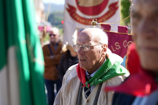 Lorenzo Savio “Veloce”, ultimo partigiano della Brigata Garibaldi, Presidente Onorario dell’ANPI di Cuorgnè Lorenzo Savio “Veloce”, ultimo partigiano della Brigata Garibaldi, Presidente Onorario dell’ANPI di Cuorgnè