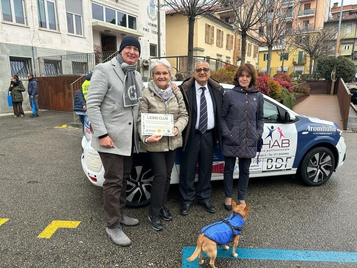 Il Lions Club dona un nuovo mezzo per il trasporto dei cittadini fragili