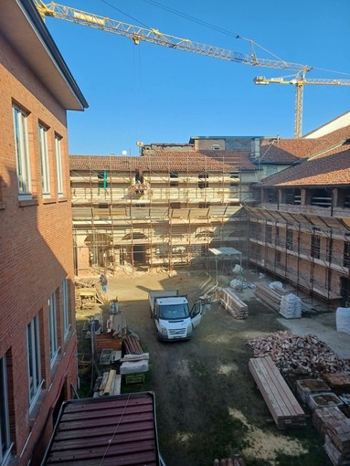 Il piano dei fabbisogni dell'edilizia scolastica della provincia di Torino per i prossimi 15 anni Il piano dei fabbisogni dell'edilizia scolastica della provincia di Torino per i prossimi 15 anni