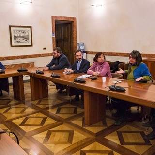 La cessione del gruppo GEDI arriva sui tavoli romani: Cirio e Lo Russo vogliono incontrare Elkann