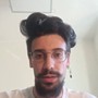 Un primo piano di Luca Losardo