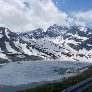 Una bella immagine del Lago Serrù