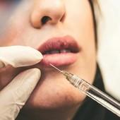 Estetica dello sguardo e terzo superiore del volto: come cancellare i segni di stanchezza senza alterare i lineamenti Estetica dello sguardo e terzo superiore del volto: come cancellare i segni di stanchezza senza alterare i lineamenti