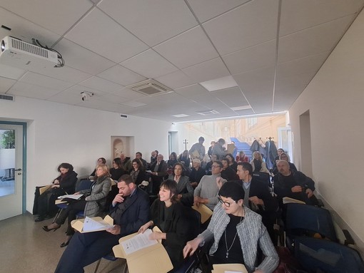 L’Associazione La Goccia di Lube ETS avvia il nuovo step dell'iniziativa con una rete di oltre 110 imprese coinvolte L’Associazione La Goccia di Lube ETS avvia il nuovo step dell'iniziativa con una rete di oltre 110 imprese coinvolte