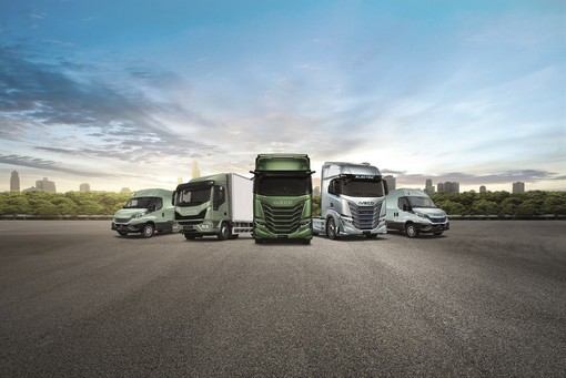 Domenica 15 giugno IVECO sfila per le vie di Torino