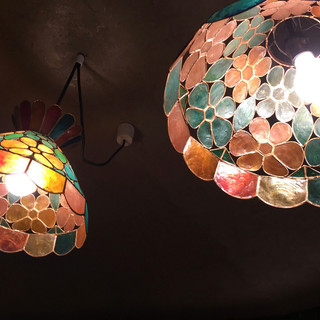 Lampadari di Murano: L'Arte dell'Abbinamento con i Mobili